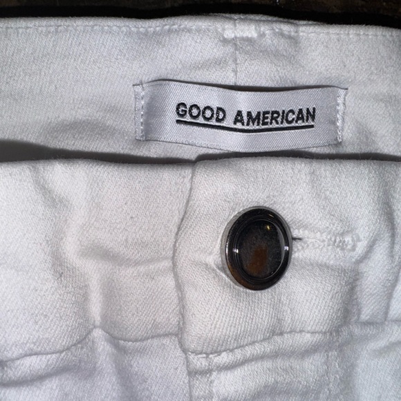 Good American Good Legs Cropped Jeans - Picture 7 of 8